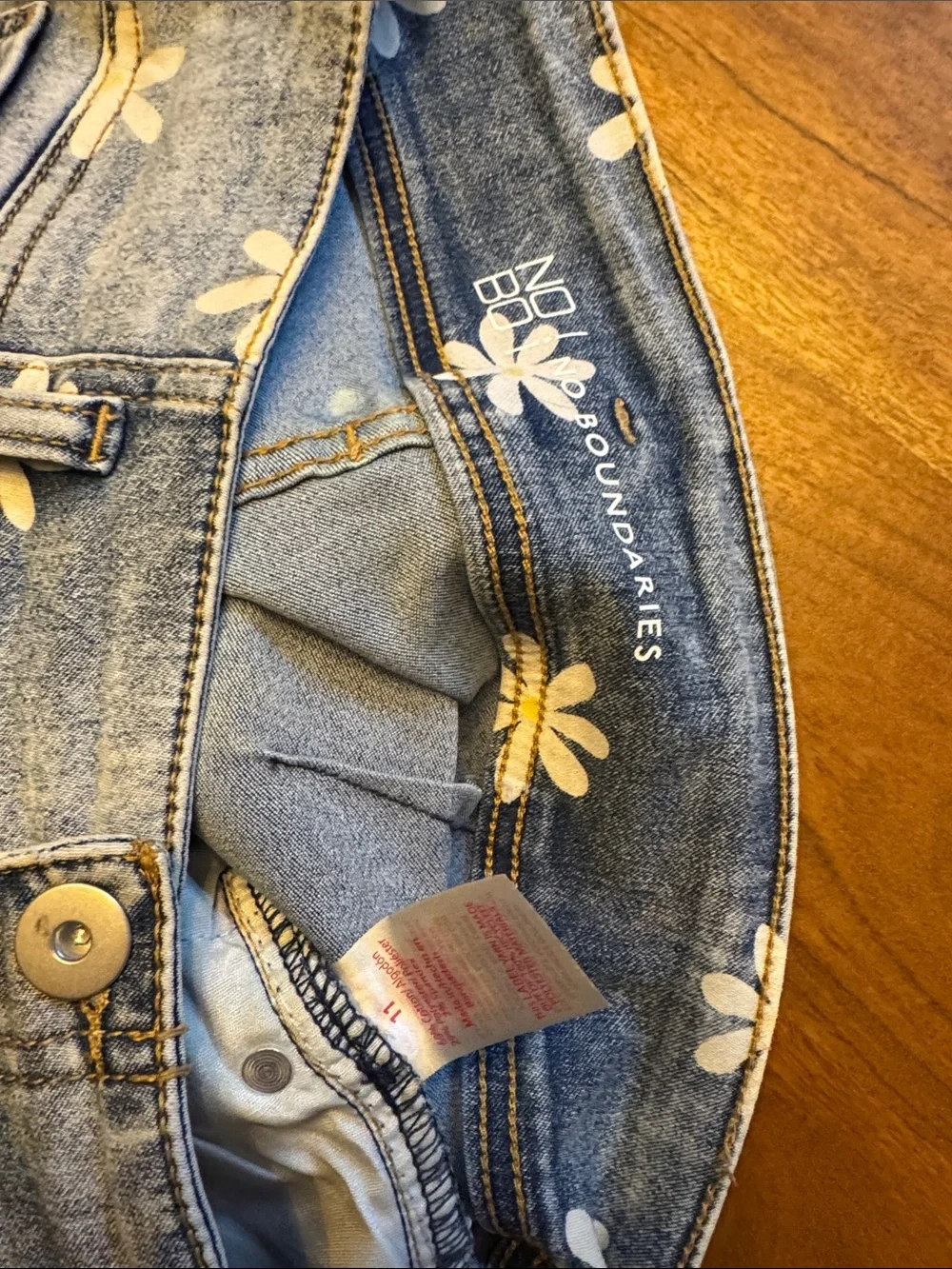 No Boundaries Blue Denim Daisy Print Shorts
